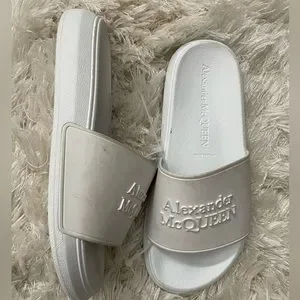 ALEXANDER MCQUEEN フリントスリフレスハックストラッフトレス Women's Hybrid Slide in Pink | McQueen US
